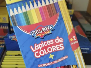 Lápices de Colores 12 Colores + 2 Grafito + Sacapuntas